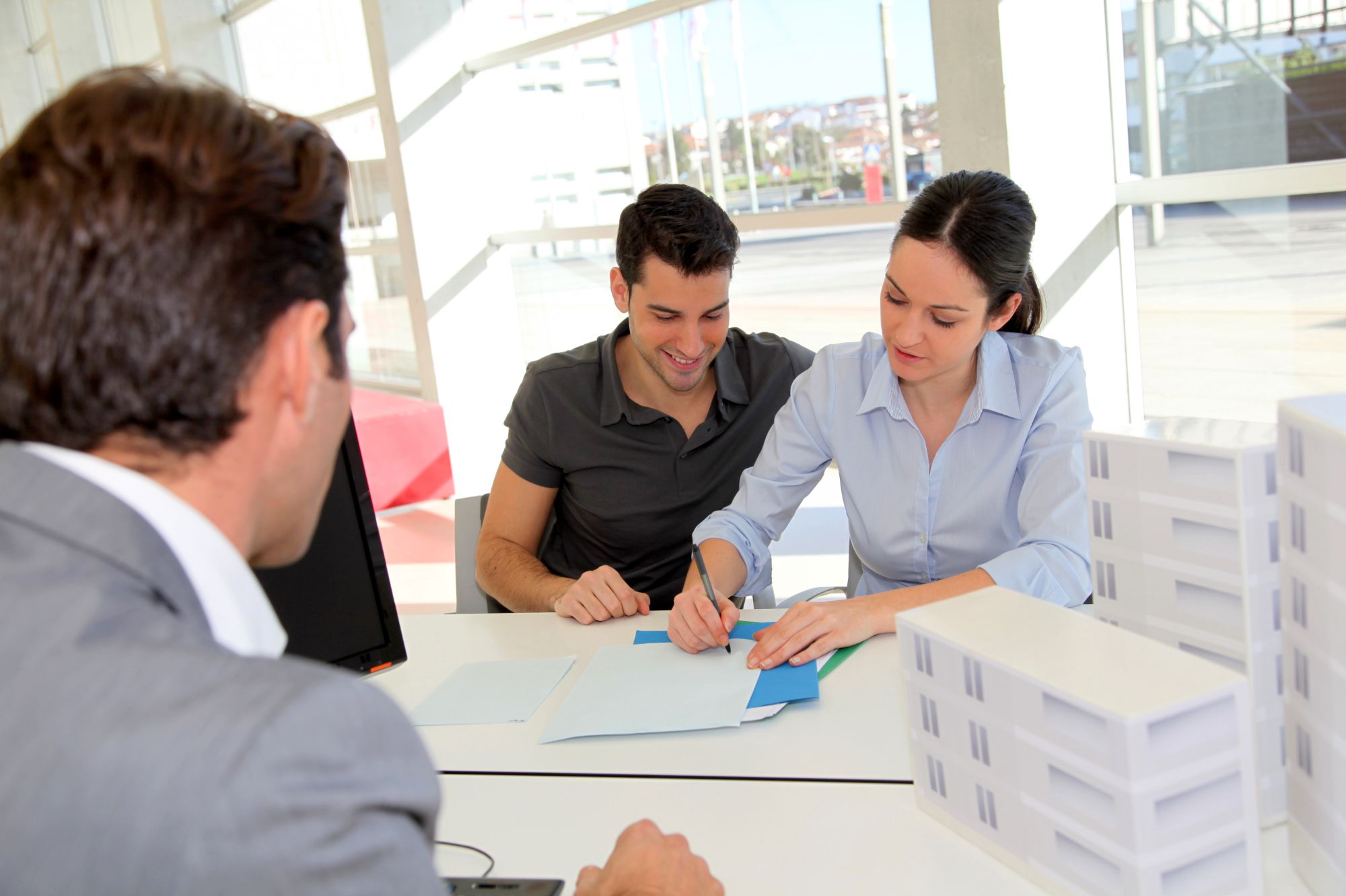 Servicios para el demandante. INMOBILIARIA CASA ESTEPONA en Estepona